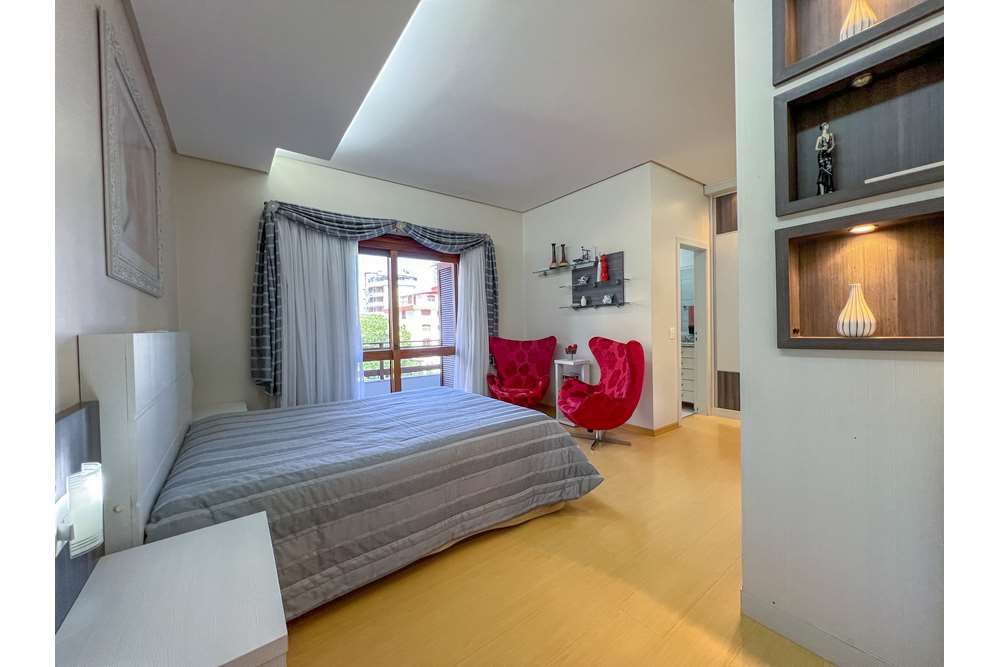 Apartamento à venda com 3 quartos, 227m² - Foto 17