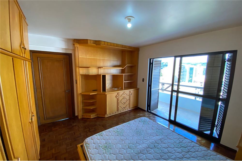 Apartamento à venda com 1 quarto, 100m² - Foto 6