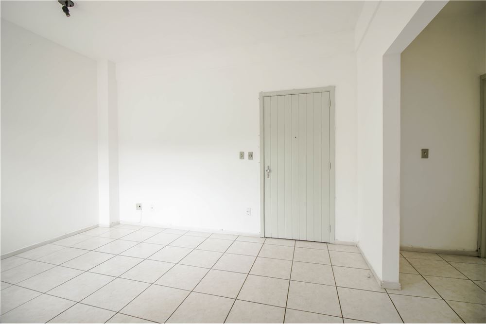 Apartamento à venda com 2 quartos, 89m² - Foto 6