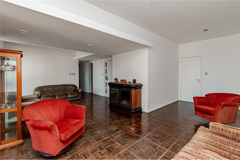 Apartamento à venda com 3 quartos, 187m² - Foto 3