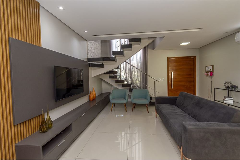 Casa à venda com 3 quartos, 235m² - Foto 14