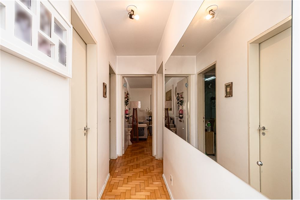 Apartamento à venda com 2 quartos, 127m² - Foto 9