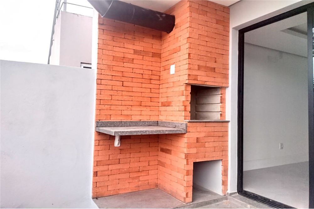 Casa à venda com 3 quartos, 90m² - Foto 12