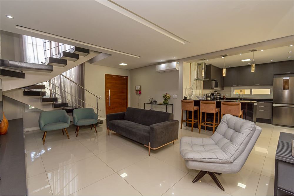 Casa à venda com 3 quartos, 235m² - Foto 13