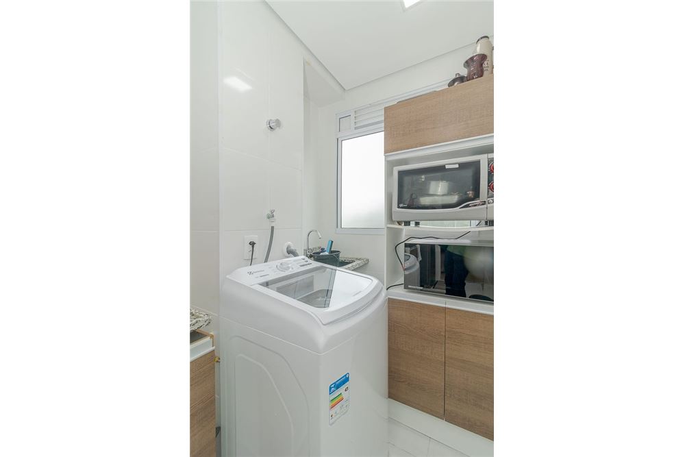 Apartamento à venda com 2 quartos, 60m² - Foto 8