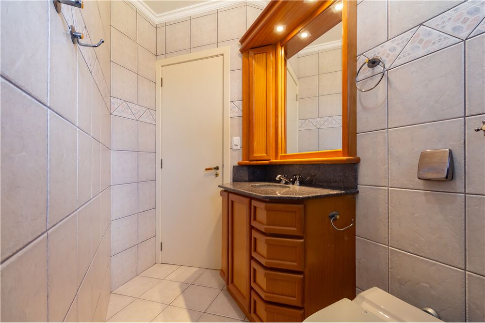 Apartamento à venda com 3 quartos, 121m² - Foto 24