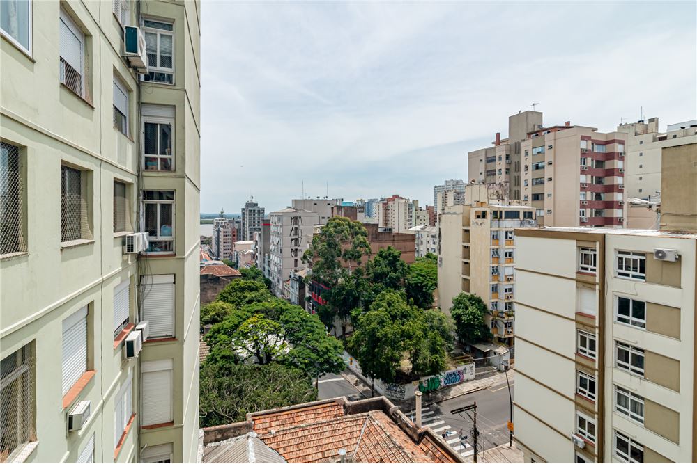 Apartamento à venda com 2 quartos, 101m² - Foto 2