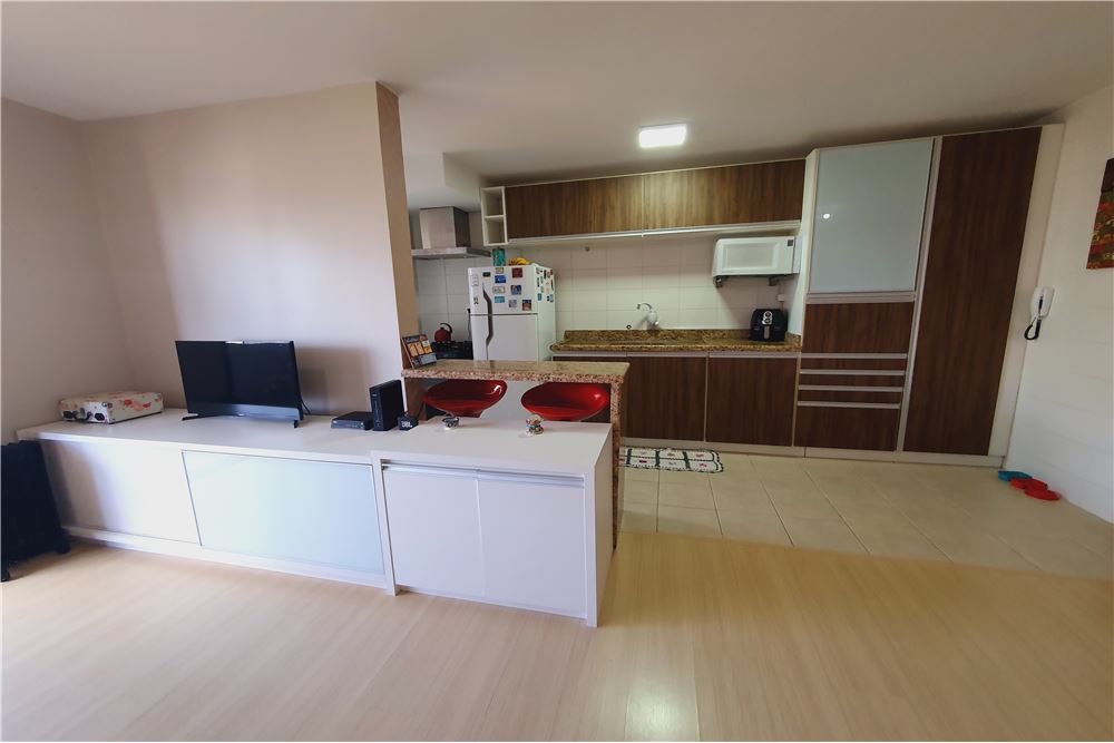 Apartamento à venda com 2 quartos, 84m² - Foto 5