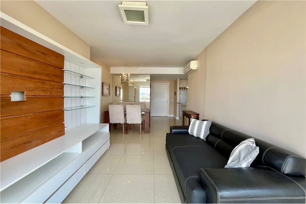 Apartamento à venda com 2 quartos, 60m² - Foto 7