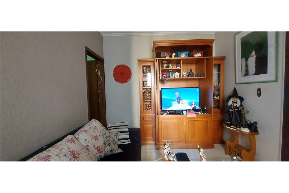 Apartamento à venda com 2 quartos, 75m² - Foto 4