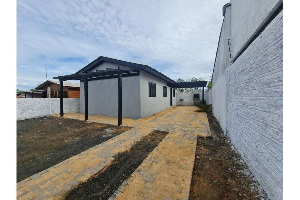 Casa à venda com 2 quartos, 300m² - Foto 7