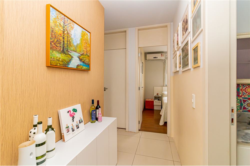 Apartamento à venda com 3 quartos, 119m² - Foto 8