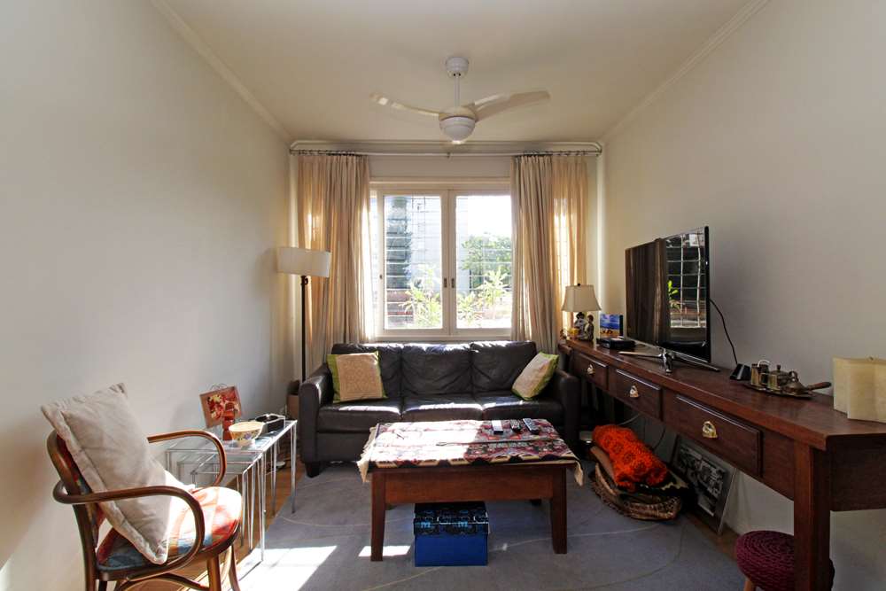 Apartamento à venda com 3 quartos, 107m² - Foto 2