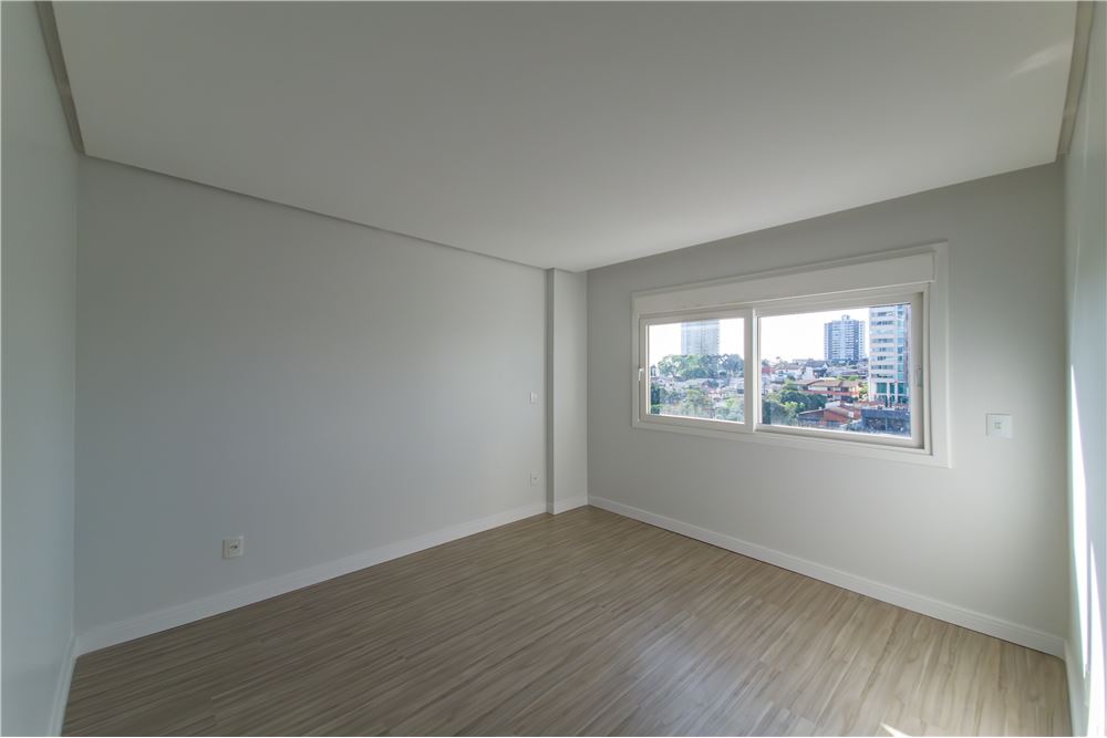 Apartamento à venda com 3 quartos, 177m² - Foto 12