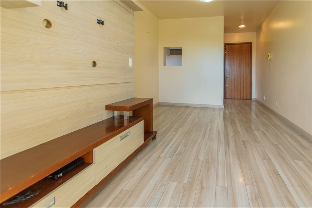 Apartamento à venda com 2 quartos, 58m² - Foto 4