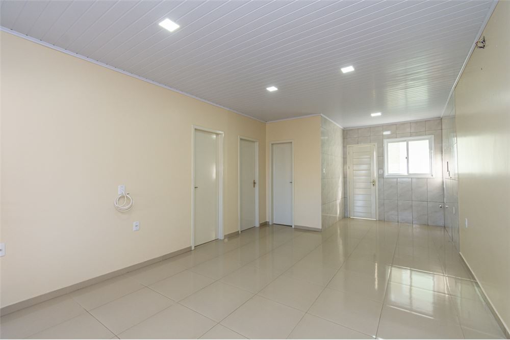 Casa à venda com 2 quartos, 210m² - Foto 8