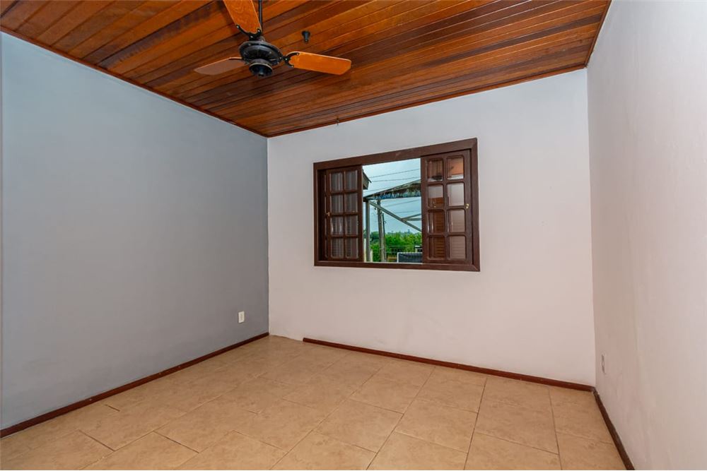 Casa à venda com 2 quartos, 53m² - Foto 8