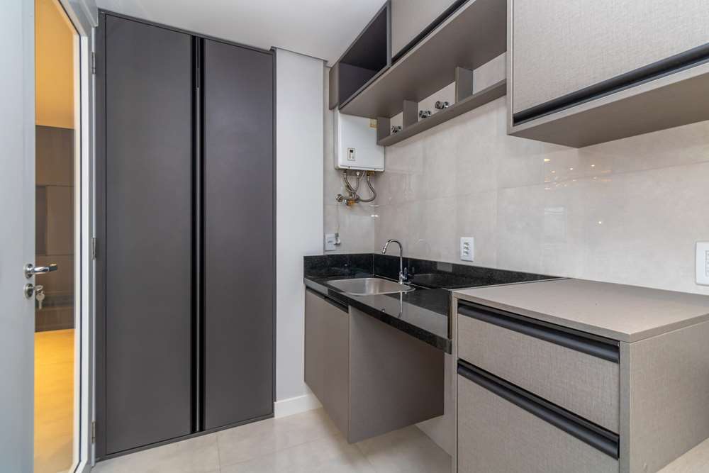 Apartamento à venda com 3 quartos, 216m² - Foto 18