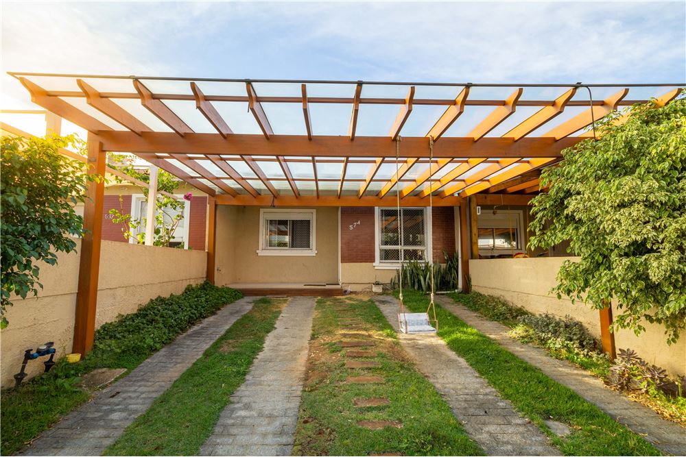 Casa de Condomínio à venda com 3 quartos, 122m² - Foto 1