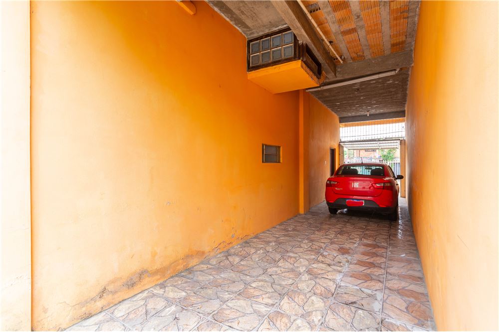 Casa à venda com 5 quartos, 240m² - Foto 15