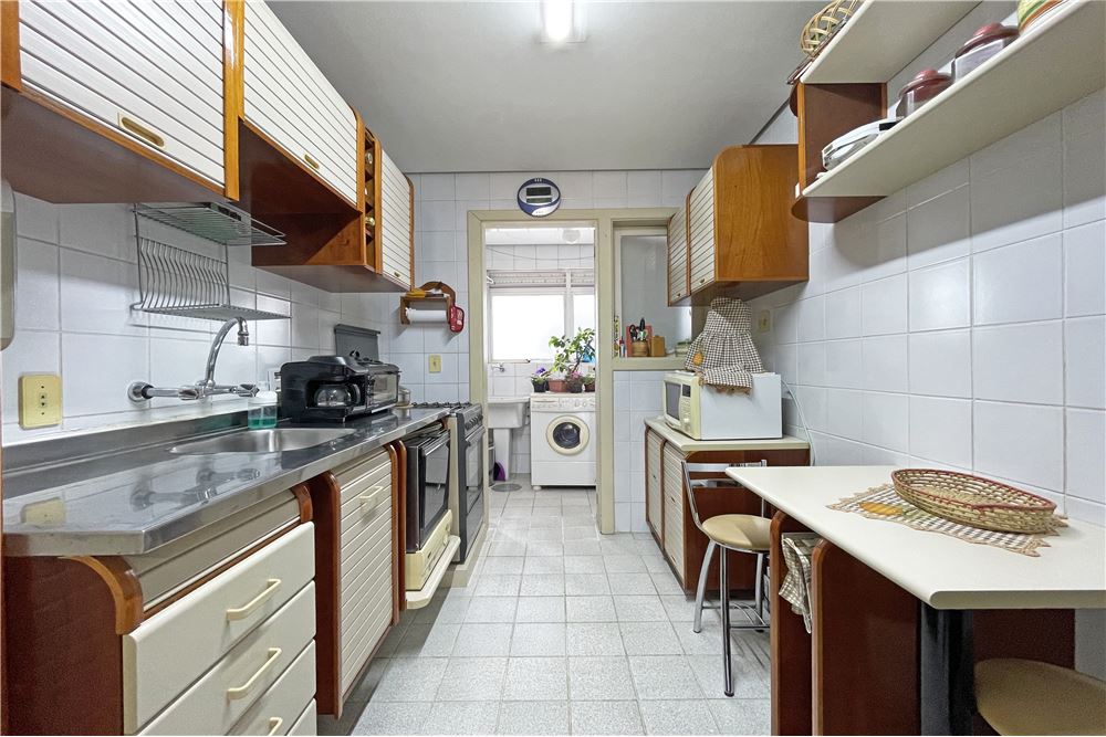 Apartamento à venda com 2 quartos, 121m² - Foto 17