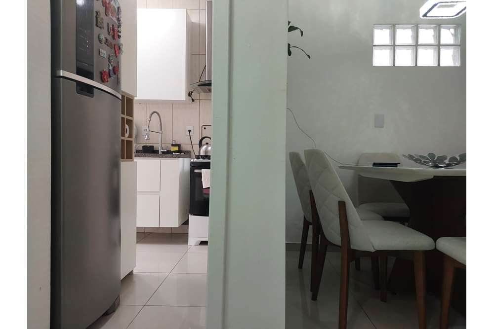 Casa à venda com 3 quartos, 80m² - Foto 11