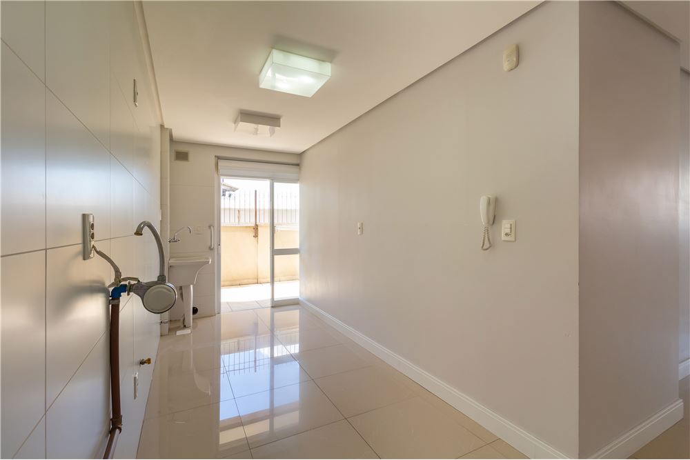 Apartamento à venda com 2 quartos, 104m² - Foto 12