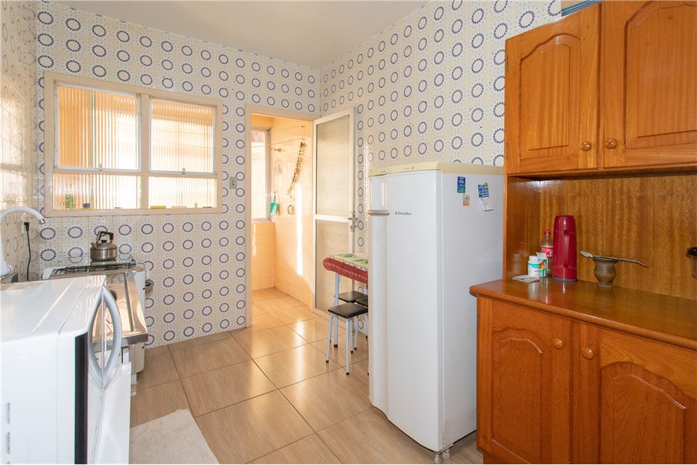 Apartamento à venda com 2 quartos, 70m² - Foto 8