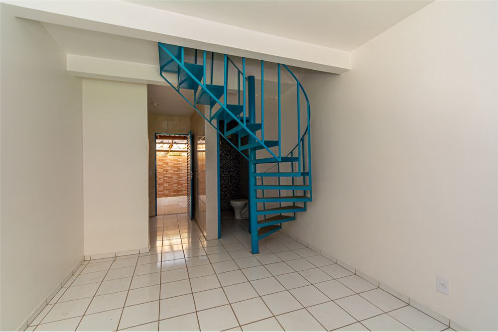 Casa à venda com 2 quartos, 45m² - Foto 5