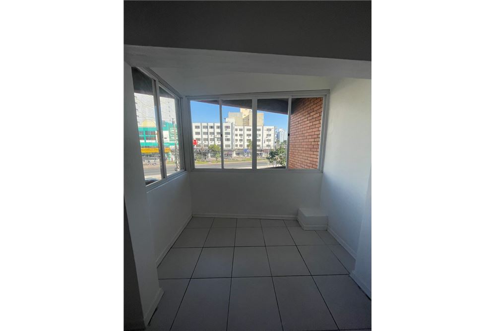 Apartamento para alugar com 3 quartos, 60m² - Foto 8