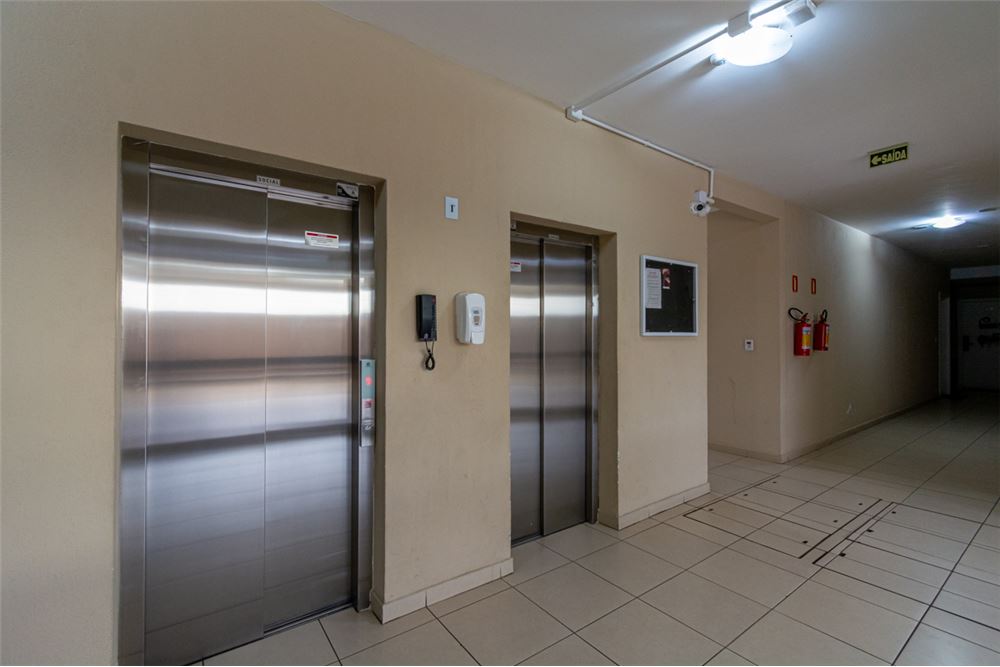 Apartamento à venda com 2 quartos, 67m² - Foto 10