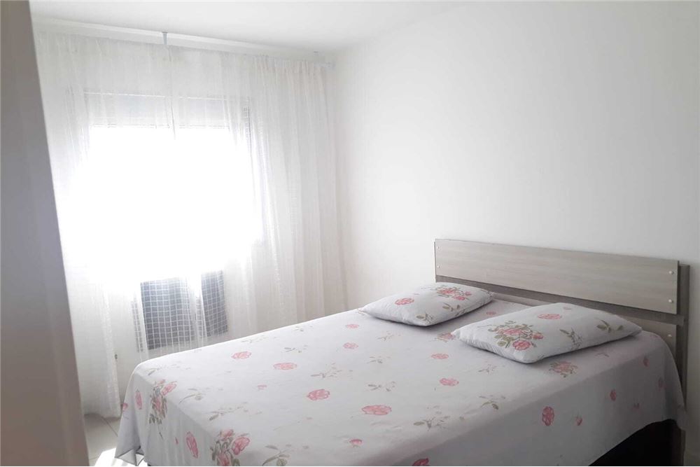 Apartamento à venda com 2 quartos, 80m² - Foto 10