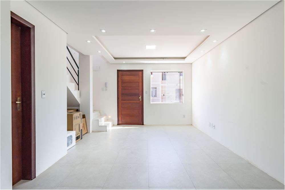 Casa de Condomínio à venda com 2 quartos, 72m² - Foto 1