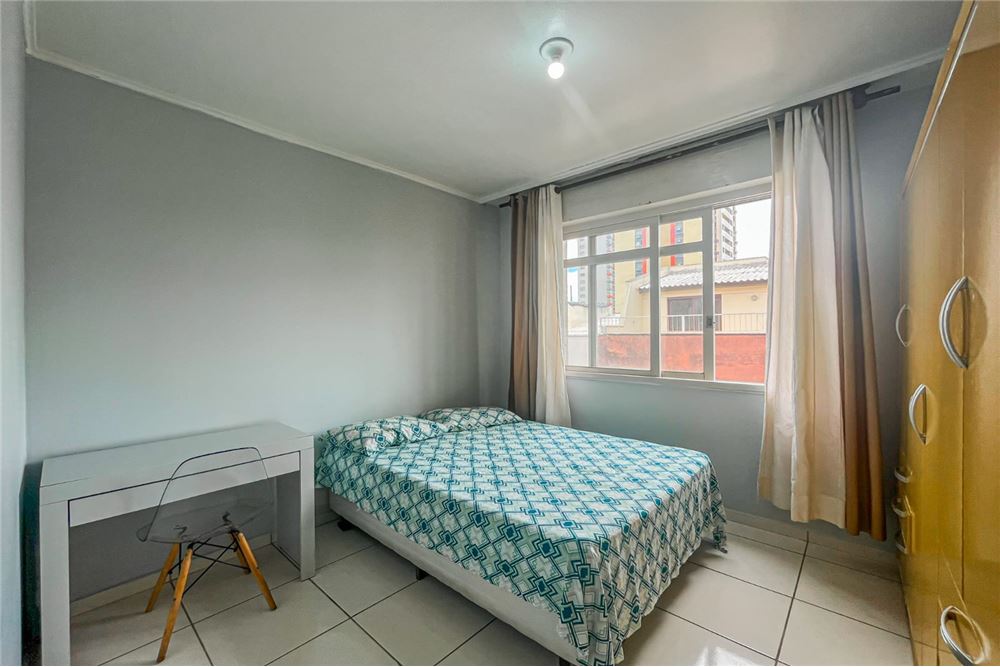 Apartamento à venda com 2 quartos, 70m² - Foto 14