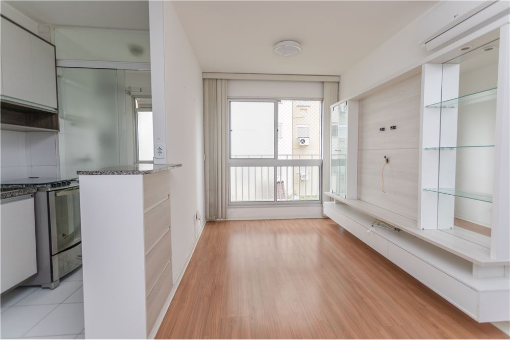 Apartamento à venda com 2 quartos, 76m² - Foto 1