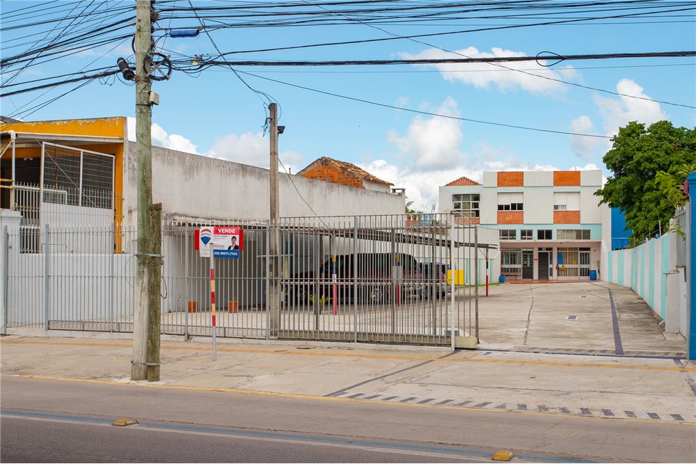 Prédio Inteiro à venda, 1412m² - Foto 2