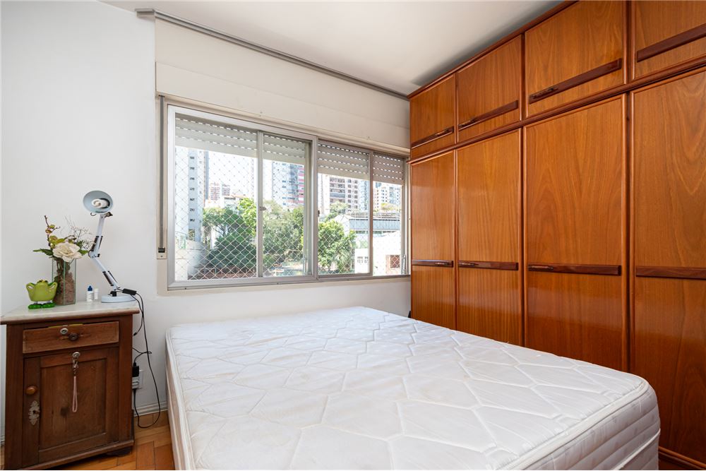 Apartamento à venda com 2 quartos, 127m² - Foto 13