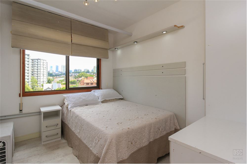 Apartamento à venda com 3 quartos, 150m² - Foto 13