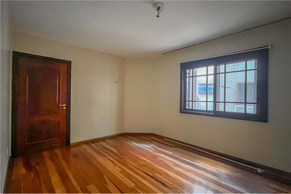 Apartamento à venda com 3 quartos, 175m² - Foto 21