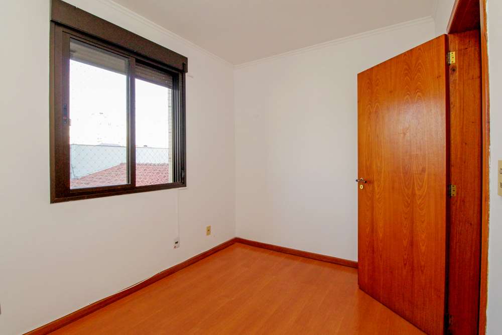 Apartamento à venda com 2 quartos, 63m² - Foto 2