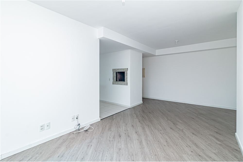 Apartamento à venda com 3 quartos, 133m² - Foto 4