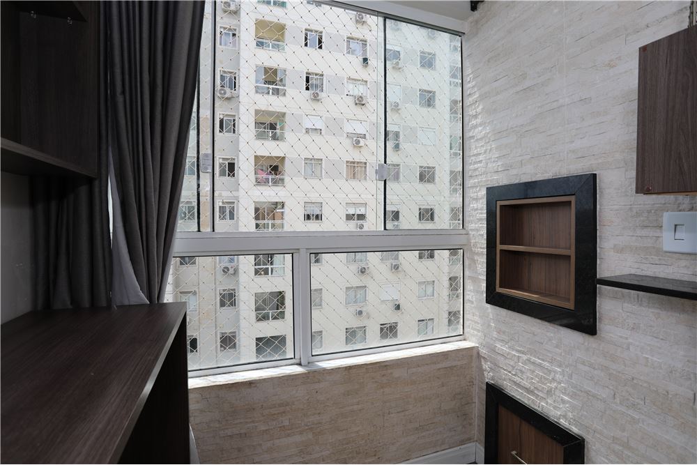 Apartamento à venda com 2 quartos, 69m² - Foto 10