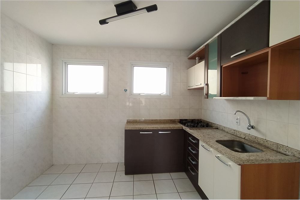 Apartamento para alugar com 2 quartos, 69m² - Foto 6