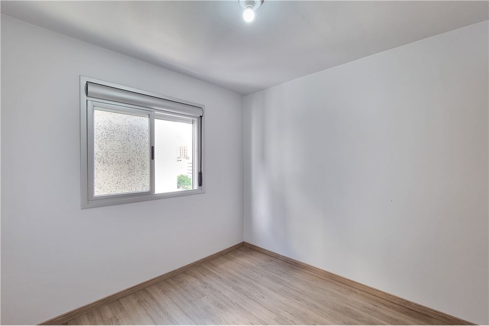 Apartamento à venda com 2 quartos, 106m² - Foto 25