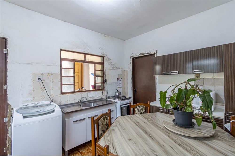 Casa à venda com 6 quartos, 385m² - Foto 10