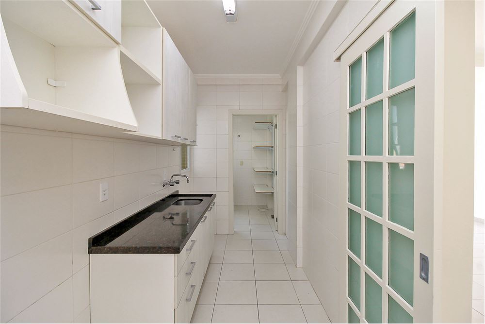 Apartamento à venda com 3 quartos, 123m² - Foto 9