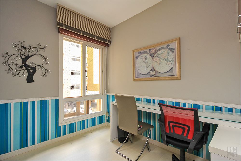 Apartamento à venda com 3 quartos, 180m² - Foto 22