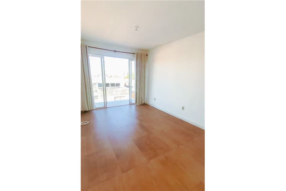 Casa à venda com 1 quarto, 460m² - Foto 1