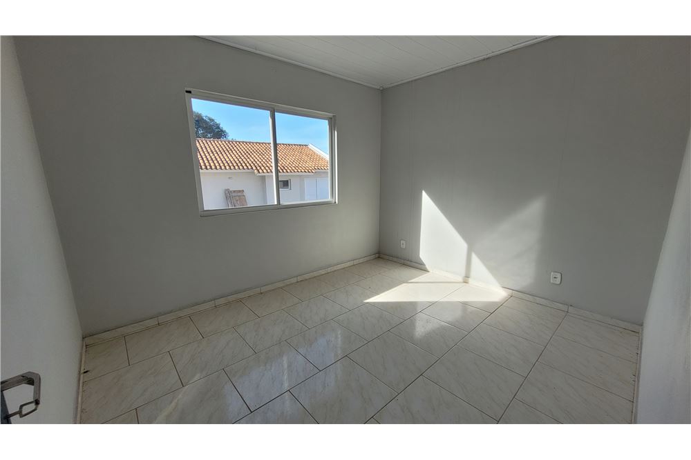 Casa à venda com 1 quarto, 51m² - Foto 5