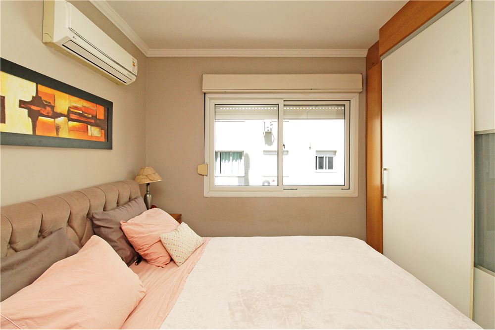 Apartamento à venda com 2 quartos, 77m² - Foto 18